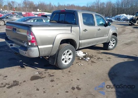 2015 Toyota Tacoma Base V6 z USA, uszkodzony, nr VIN 3TMLU4EN2FM192007